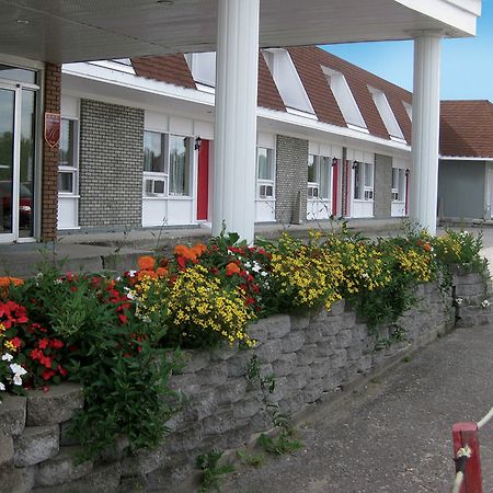 Hotel Matagami Esterno foto
